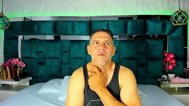 Snapshot of ViceSweet chatting on 9, 2, 2026 ViceSweet online show from 9, 2, 2026