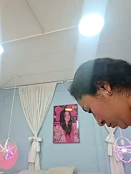 Snapshot of Dany_Moon_ chatting on 4, 3, 2026 Dany Moon online show from 4, 3, 2026