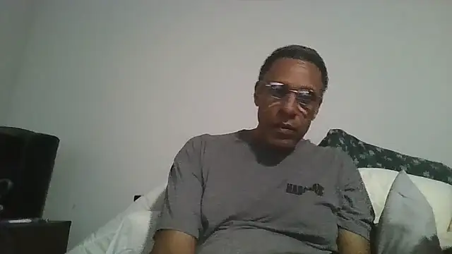 swimmer2496 online show from 24, 4, 2026