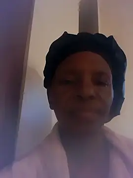 Snapshot of 01Wetlips chatting on 5, 6, 2026 01Wetlips online show from 5, 6, 2026
