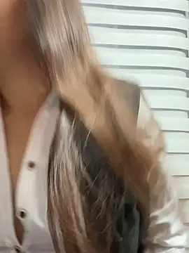 Snapshot of A-uroora chatting on 22, 2, 2026 A-uroora online show from 22, 2, 2026