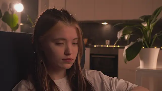 Snapshot of EleniRoeber chatting on 16, 2, 2026 EleniRoeber online show from 16, 2, 2026