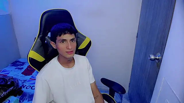 Akyra latinn online show from 26, 2, 2026