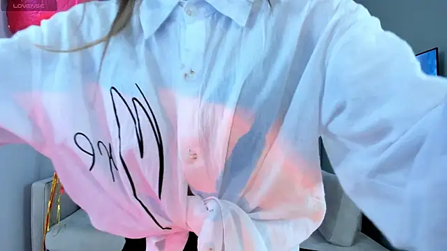 TreasaCrebs online show from 10, 2, 2026