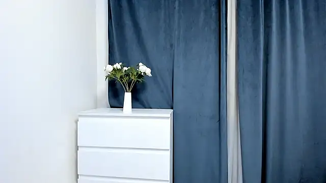 TreasaCrebs online show from 26, 2, 2026