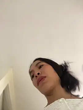 JuliaaVega online show from 17, 3, 2026