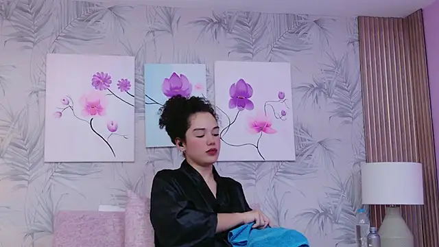 RoxanaAngel online show from 18, 1, 2026