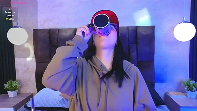 vicky grey online show from 21, 5, 2026