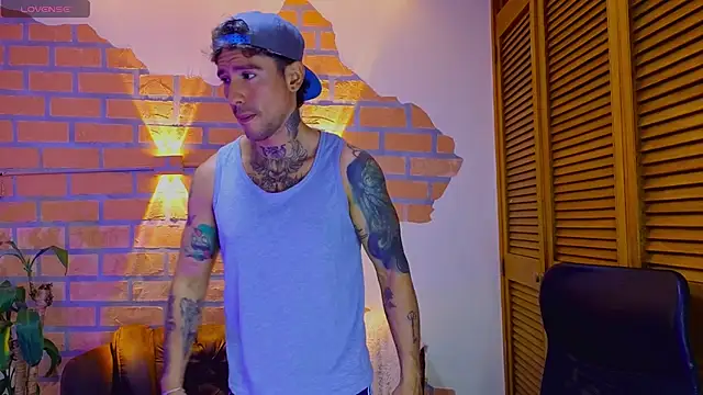 Snapshot of mister_eithan chatting on 19, 1, 2026 mister eithan online show from 19, 1, 2026