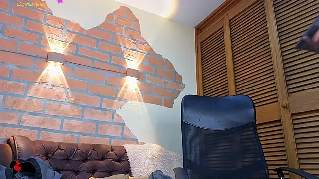 Snapshot of mister_eithan chatting on 1, 3, 2026 mister eithan online show from 1, 3, 2026