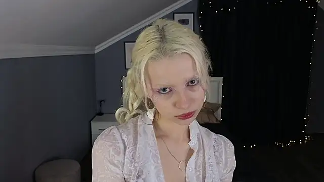 Snapshot of Naomi_Demio chatting on 19, 2, 2026 Naomi Demio online show from 19, 2, 2026