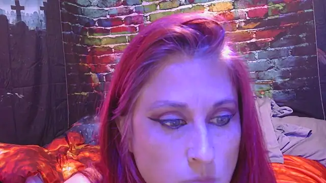 BusyB1983 online show from 7, 5, 2026