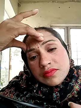 Snapshot of Cute-karisma1234 chatting on 2, 2, 2026 Cute-karisma1234 online show from 2, 2, 2026