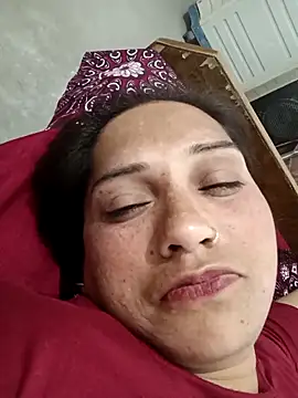 Snapshot of Cute-karisma1234 chatting on 24, 2, 2026 Cute-karisma1234 online show from 24, 2, 2026