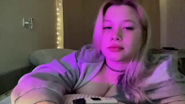 Lulu Di online show from 26, 3, 2026