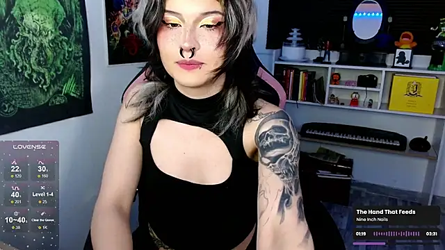 Snapshot of neena_nyx_ chatting on 16, 5, 2026 neena nyx online show from 16, 5, 2026