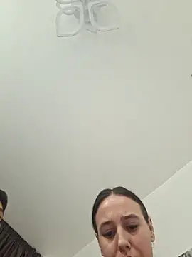 Snapshot of MavisReeve chatting on 5, 2, 2026 MavisReeve online show from 5, 2, 2026