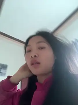 Snapshot of Lyn-be99 chatting on 3, 2, 2026 Lyn-be99 online show from 3, 2, 2026