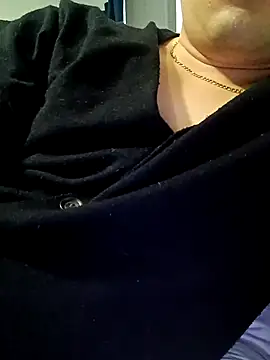 Snapshot of Ryzca chatting on 11, 2, 2026 Ryzca online show from 11, 2, 2026