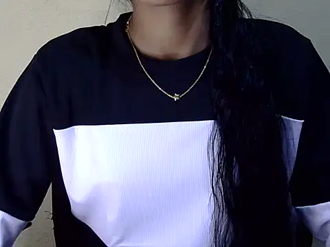 Snapshot of Khushi_v chatting on 7, 2, 2026 Khushi v online show from 7, 2, 2026