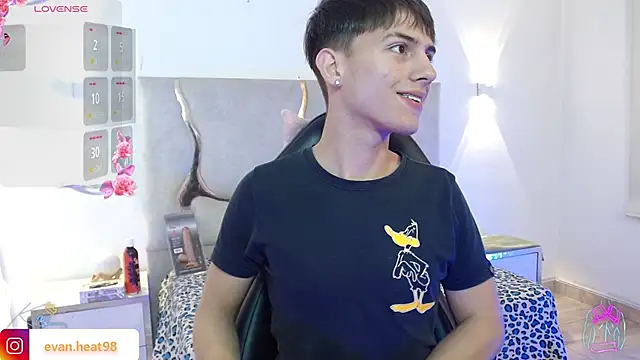 EVAN TAY online show from 14, 2, 2026