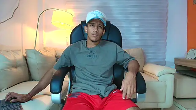 ricky spensar23cm  online show from 15, 4, 2026