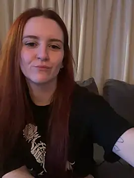 Snapshot of PoppySlut6999 chatting on 16, 2, 2026 PoppySlut6999 online show from 16, 2, 2026