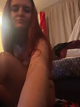 PoppySlut6999 online show from 28, 4, 2026