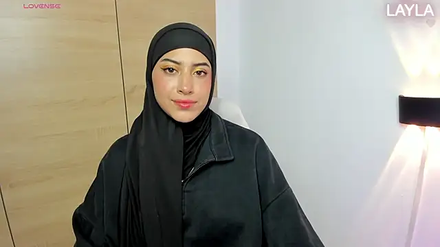 LAY LA  online show from 16, 2, 2026