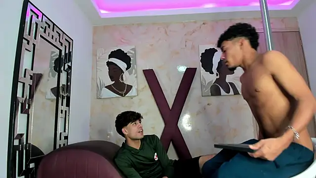 PRETTY COCK1 online show from 7, 4, 2026