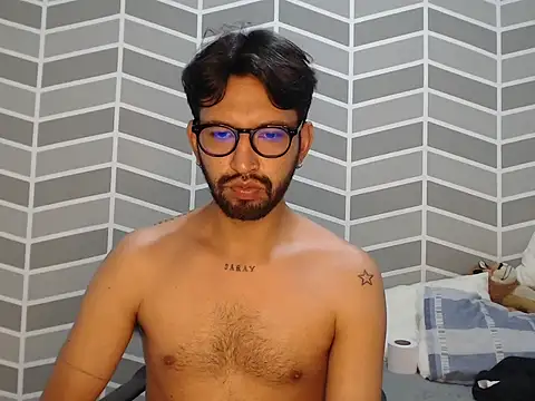 Snapshot of thomass1018 chatting on 11, 4, 2026 thomass1018 online show from 11, 4, 2026