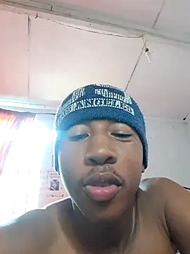 Snapshot of Peterveero12 chatting on 7, 2, 2026 Peterveero12 online show from 7, 2, 2026