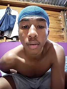 Snapshot of Peterveero12 chatting on 18, 2, 2026 Peterveero12 online show from 18, 2, 2026