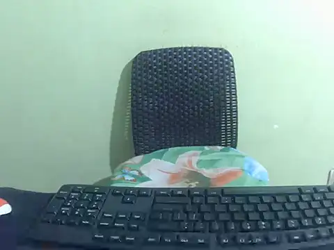 Snapshot of Sexy_asian4u chatting on 2, 2, 2026 Sexy asian4u online show from 2, 2, 2026