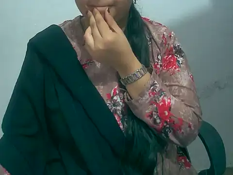 Cute Aliyaa online show from 8, 3, 2026