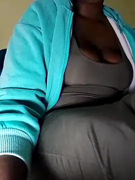 Snapshot of Charodine chatting on 13, 4, 2026 Charodine online show from 13, 4, 2026