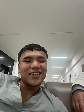 CreamKingg online show from 9, 2, 2026