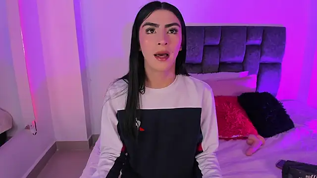 Isabella Moon9 online show from 26, 3, 2026