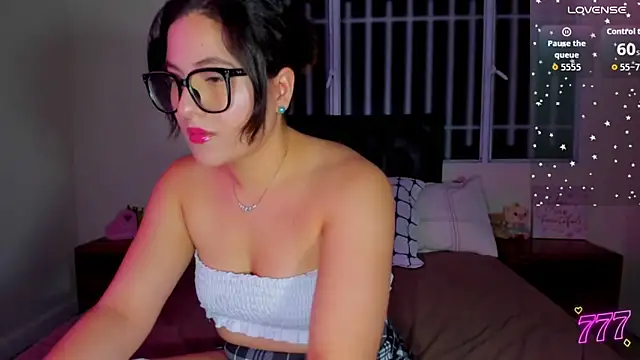 Snapshot of Alessandra_01 chatting on 21, 3, 2026 Alessandra 01 online show from 21, 3, 2026