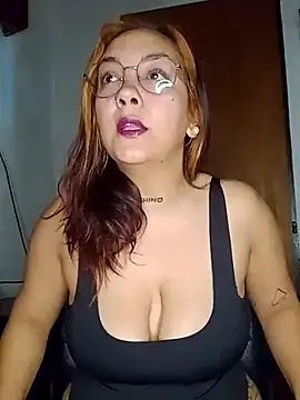 kuramaqueen online show from 17, 7, 2026