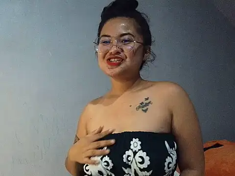 Chillntalkmami online show from 9, 3, 2026