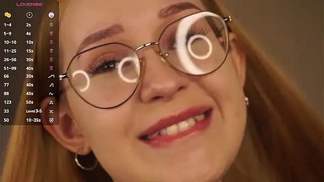 Snapshot of SallyDeniken chatting on 15, 2, 2026 SallyDeniken online show from 15, 2, 2026