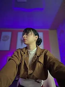 Sasha-18 online show from 4, 2, 2026