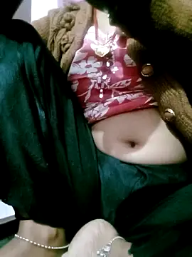 Snapshot of Rani_93036 chatting on 1, 2, 2026 Rani 93036 online show from 1, 2, 2026