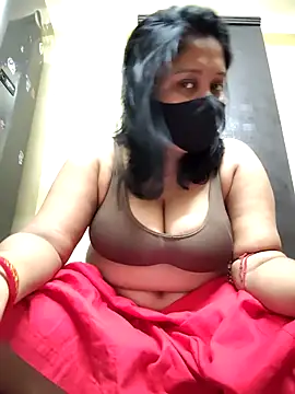 Curvy Trisha online show from 1, 3, 2026