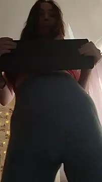 Snapshot of _strawberry_moon_ chatting on 3, 2, 2026 strawberry moon online show from 3, 2, 2026