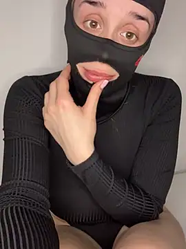 Mishelxxx2 online show from 3, 2, 2026