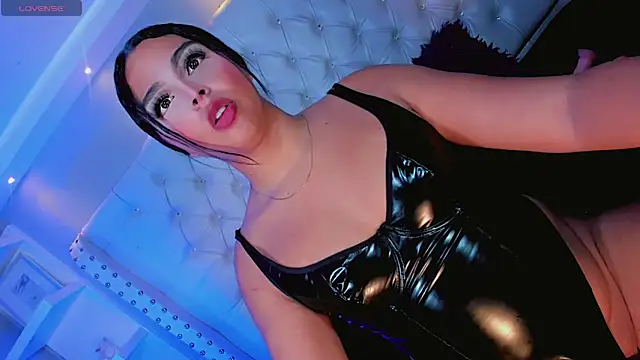 Maia Hotts online show from 15, 5, 2026