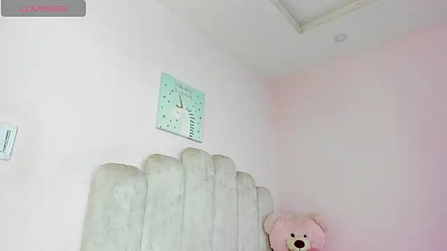 paula cosioo online show from 18, 4, 2026