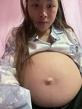 Emxinhka1 online show from 4, 4, 2026